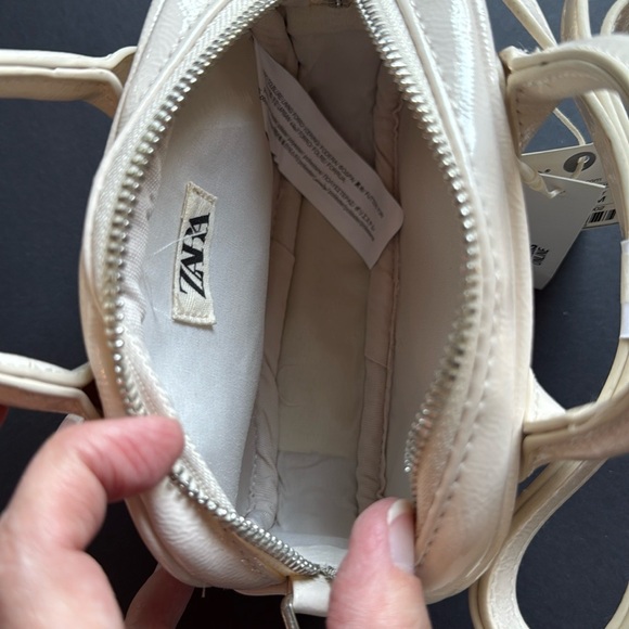 Zara Cream Mini Bag with Structured Design - Picture 6 of 6